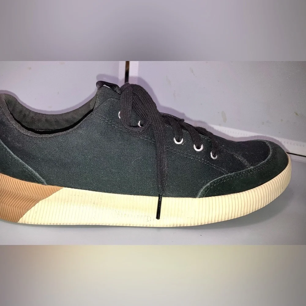 Black Sorel Out and About women’s size 10 - Picture 11 of 14